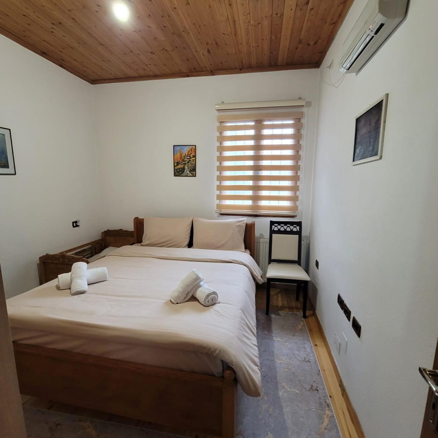 Jona Guest House Gjirokastër Extérieur photo