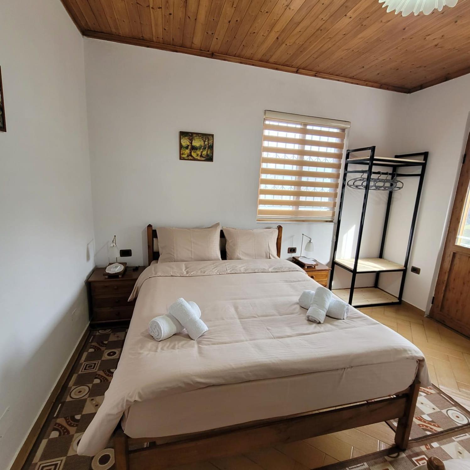 Jona Guest House Gjirokastër Extérieur photo